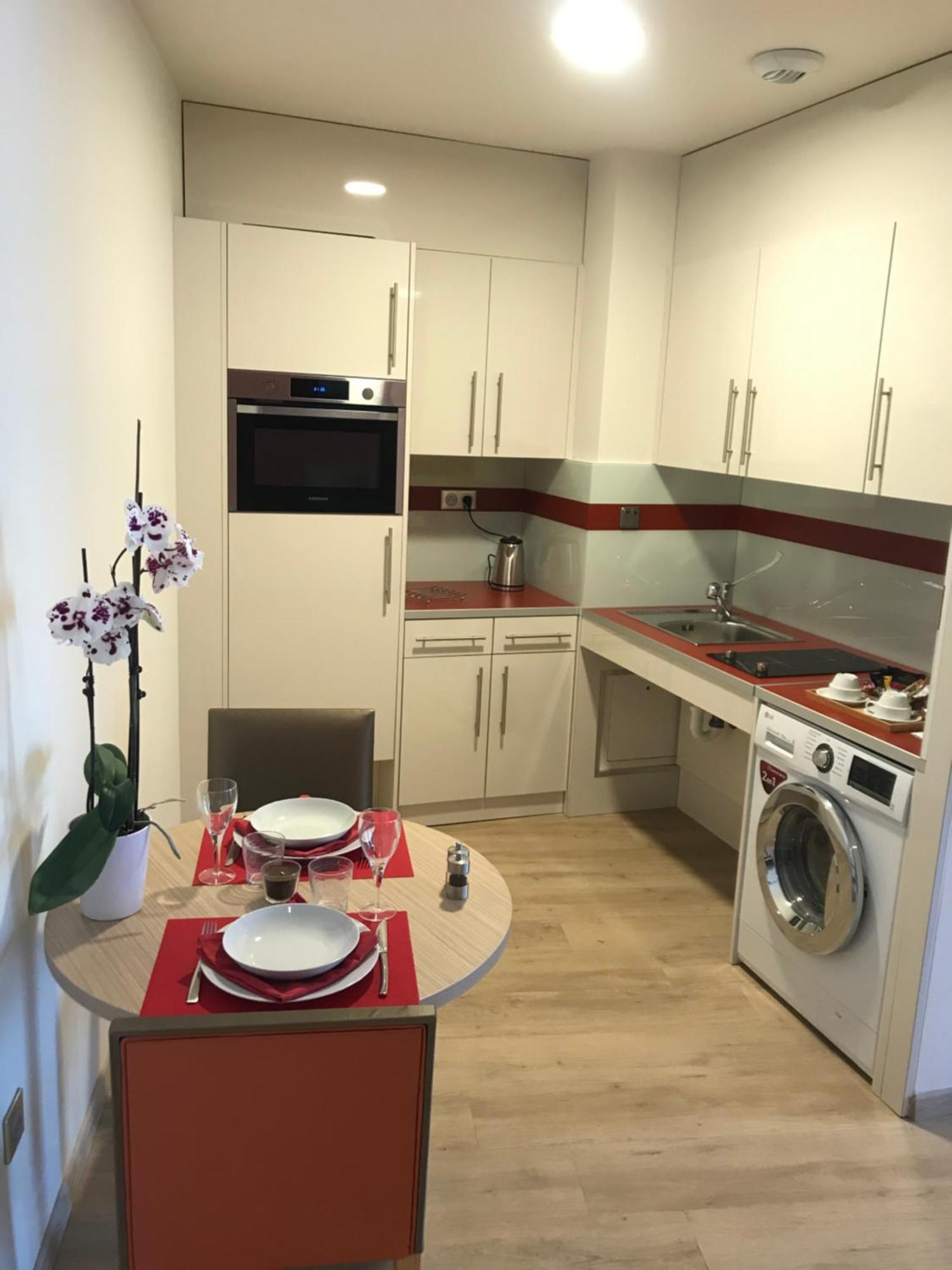 Zenao Montreuil- Croix De Chavaux Apartment Montreuil  Luaran gambar