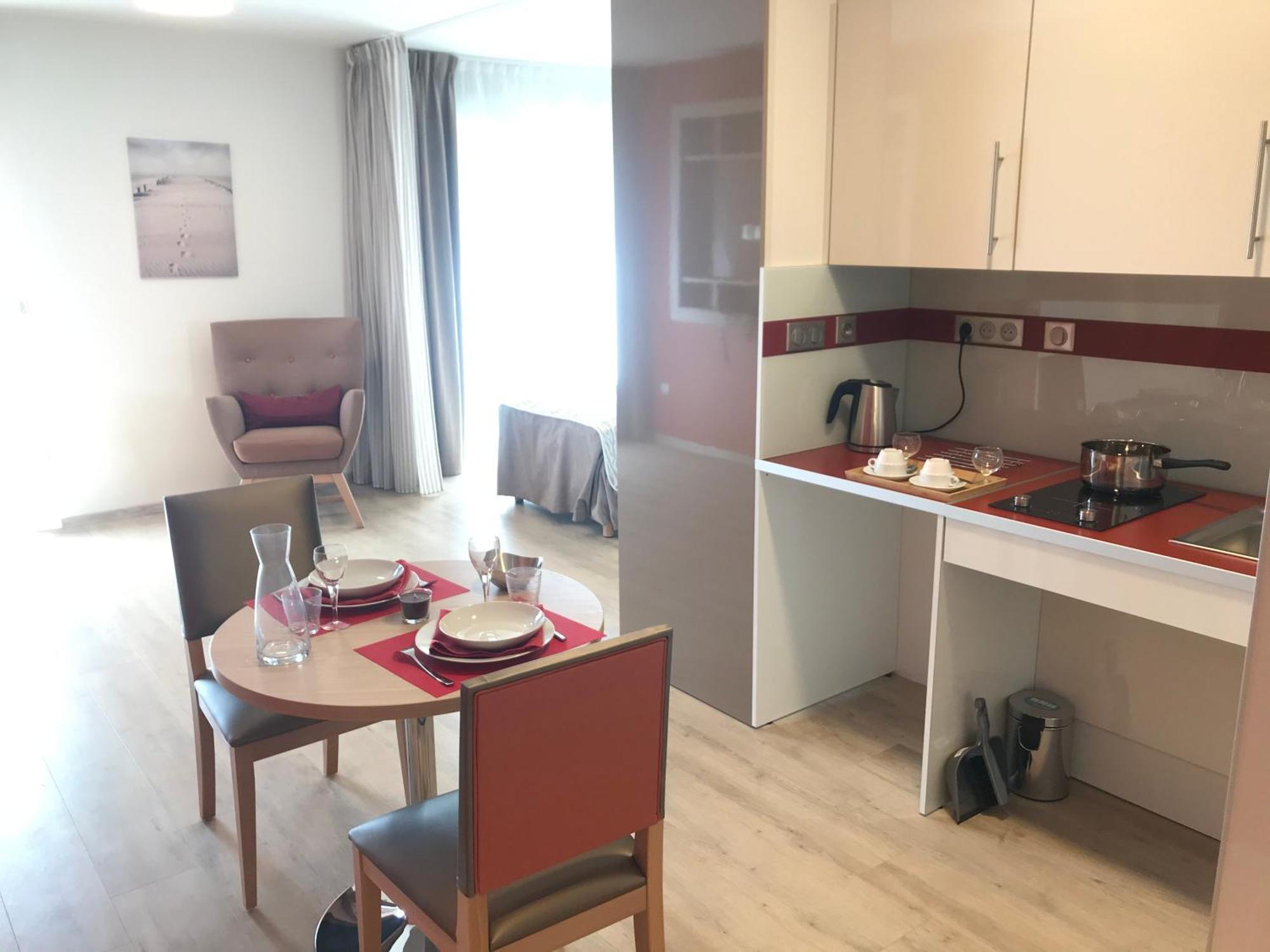 Zenao Montreuil- Croix De Chavaux Apartment Montreuil  Luaran gambar