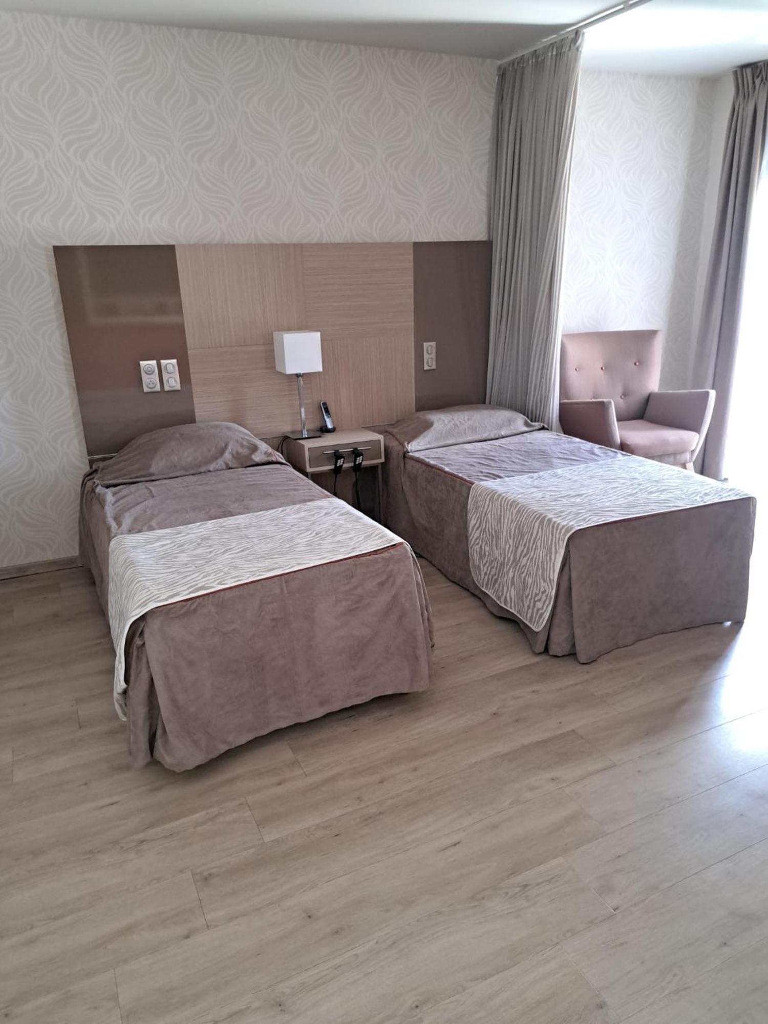 Zenao Montreuil- Croix De Chavaux Apartment Montreuil  Luaran gambar